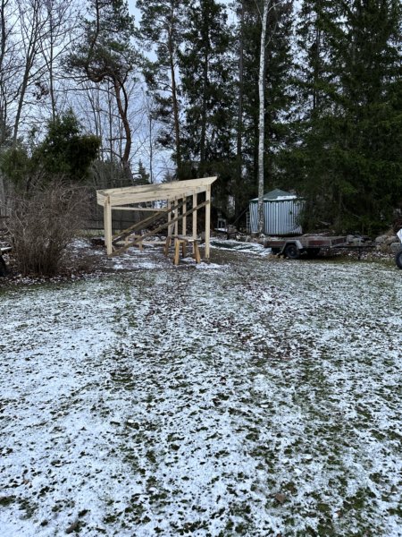 Sandy Lodge 24